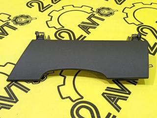 Бардачок правый Toyota Noah 2004