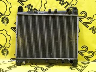 Радиатор охлаждения двигателя Toyota ist 2002