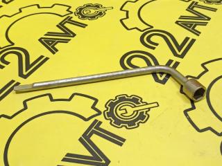 Запчасть ключ балонный Toyota Harrier 2006