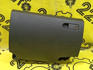 Бардачок Mercedes-Benz C200 2008