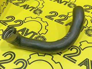 Патрубок интеркулера Mercedes-Benz C200 2013 контрактная Патрубок интеркулера Mercedes-Benz C200 2013