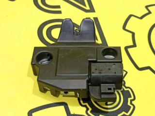 Замок багажника Toyota Camry 2009 контрактная Замок багажника Toyota Camry 2009