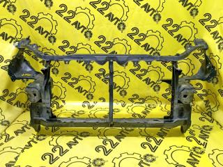 Рамка радиатора Toyota Wish 2004