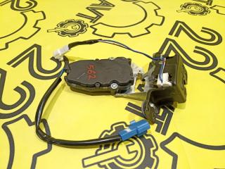 Замок стекла багажника Toyota Vista Ardeo 2000