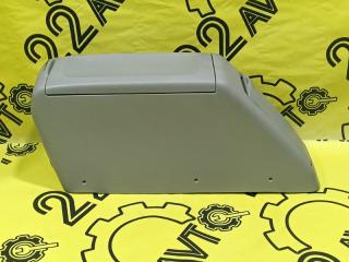 Подлокотник Toyota Opa 2001