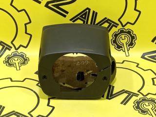 Кожух рулевой колонки Toyota Noah 2004