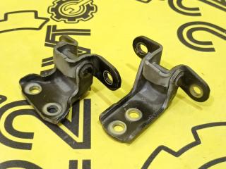 Запчасть петли двери передние правые Toyota RAV4 2006
