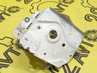 Крепление аккумулятора Honda CR-V 2003 контрактная Крепление аккумулятора Honda CR-V 2003