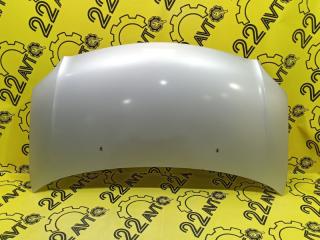 Капот Toyota ist 2002