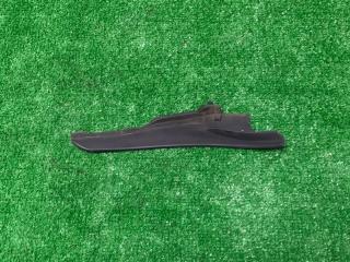 Уголок жабо передний правый TOYOTA ISIS 2005 контрактная Уголок жабо передний правый TOYOTA ISIS 2005