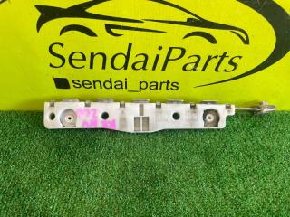 Фото запчасти крепление бампера заднее правое NISSAN NV200 2009 контрактная запчасть Запчасть крепление бампера заднее правое NISSAN NV200 2009