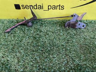 Запчасть замок капота TOYOTA HARRIER 2003