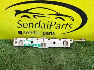 Фото запчасти крепление бампера заднее правое NISSAN NV200 2009 контрактная запчасть Запчасть крепление бампера заднее правое NISSAN NV200 2009