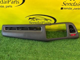 Запчасть рамка магнитофона HONDA VEZEL 2014