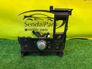 Консоль кпп LEXUS CT200h 2012