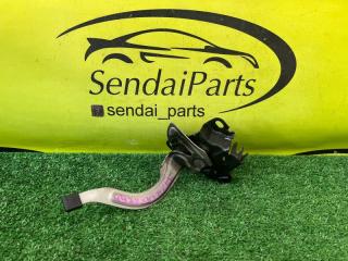 Запчасть замок капота HONDA VEZEL 2014