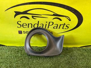 Запчасть ободок туманки левый LEXUS CT200h 2012