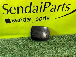 Запчасть заглушка буксировочного крюка LEXUS CT200h 2012