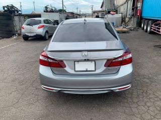 Бампер задний HONDA ACCORD 2016