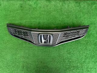 Запчасть решетка радиатора Honda Fit 2012