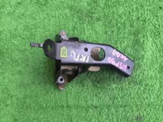 Запчасть подушка кпп Toyota Vitz 2006