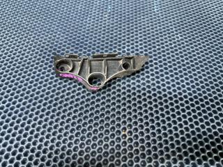 Запчасть крепление бампера переднее левое Toyota Mark X 2006