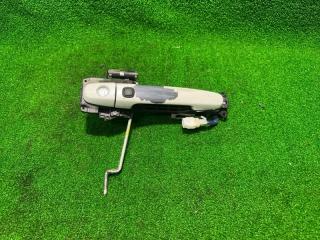 Запчасть ручка двери передняя правая Toyota Ractis 2009